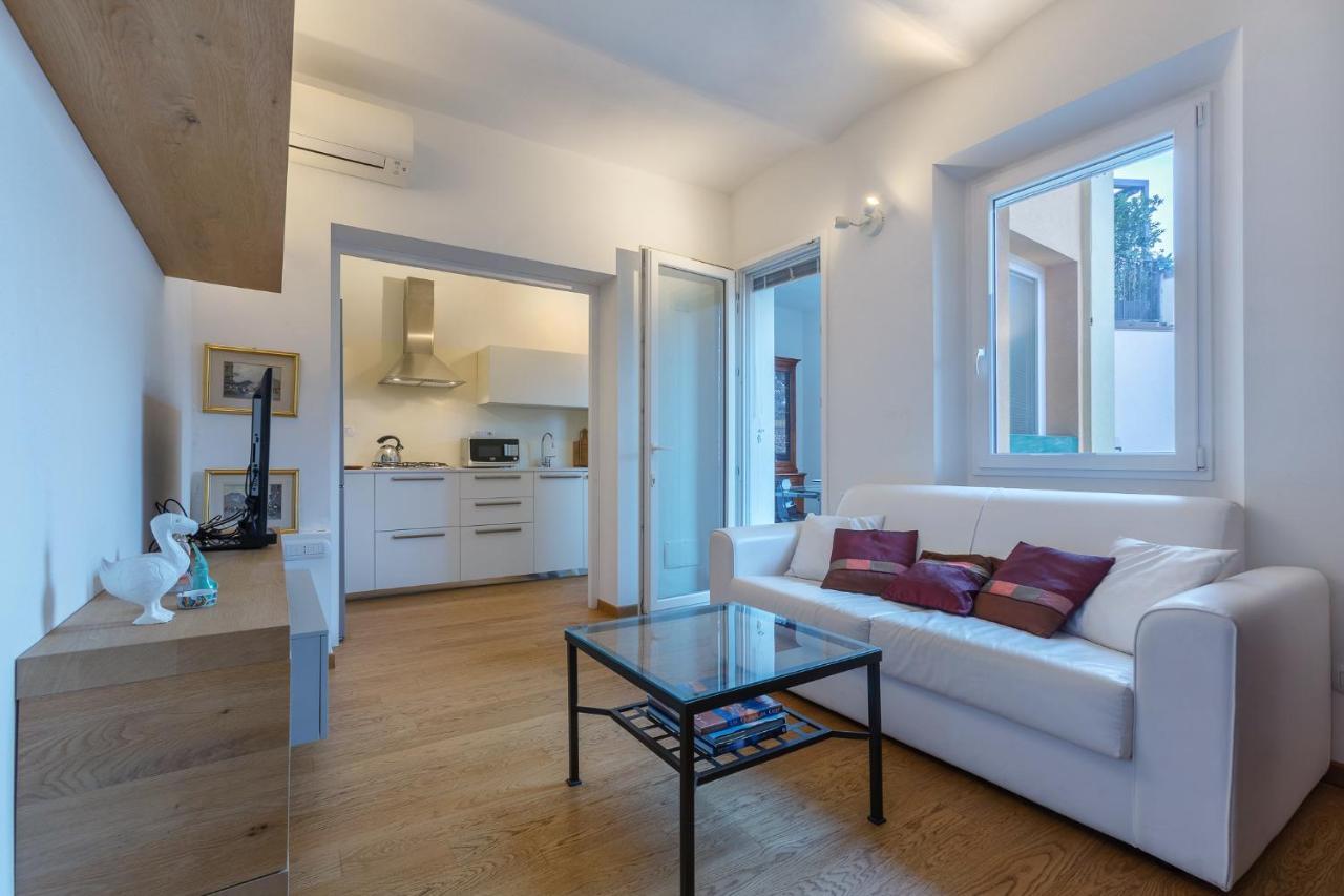 Bologna Saragozza District Apartment ภายนอก รูปภาพ